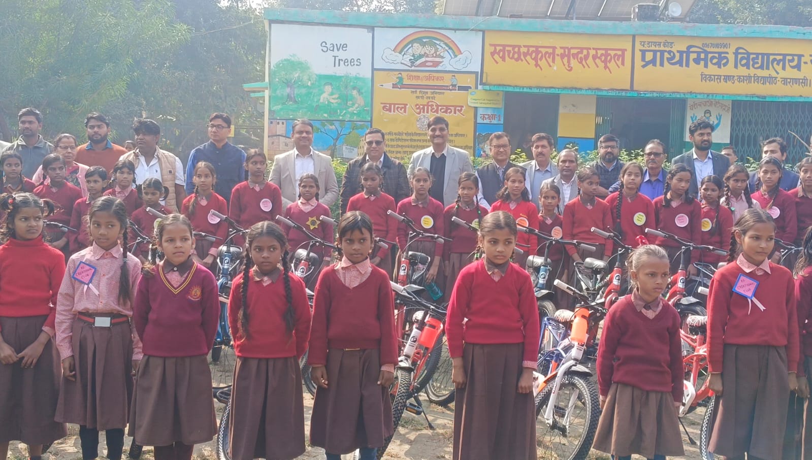 NHAI and ROADIS Distribute Nearly 100 Bicycles to Girl Students Across Three States to Boost Access to Education